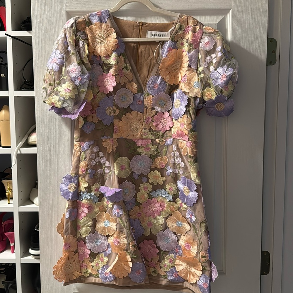 Elliatt Dress